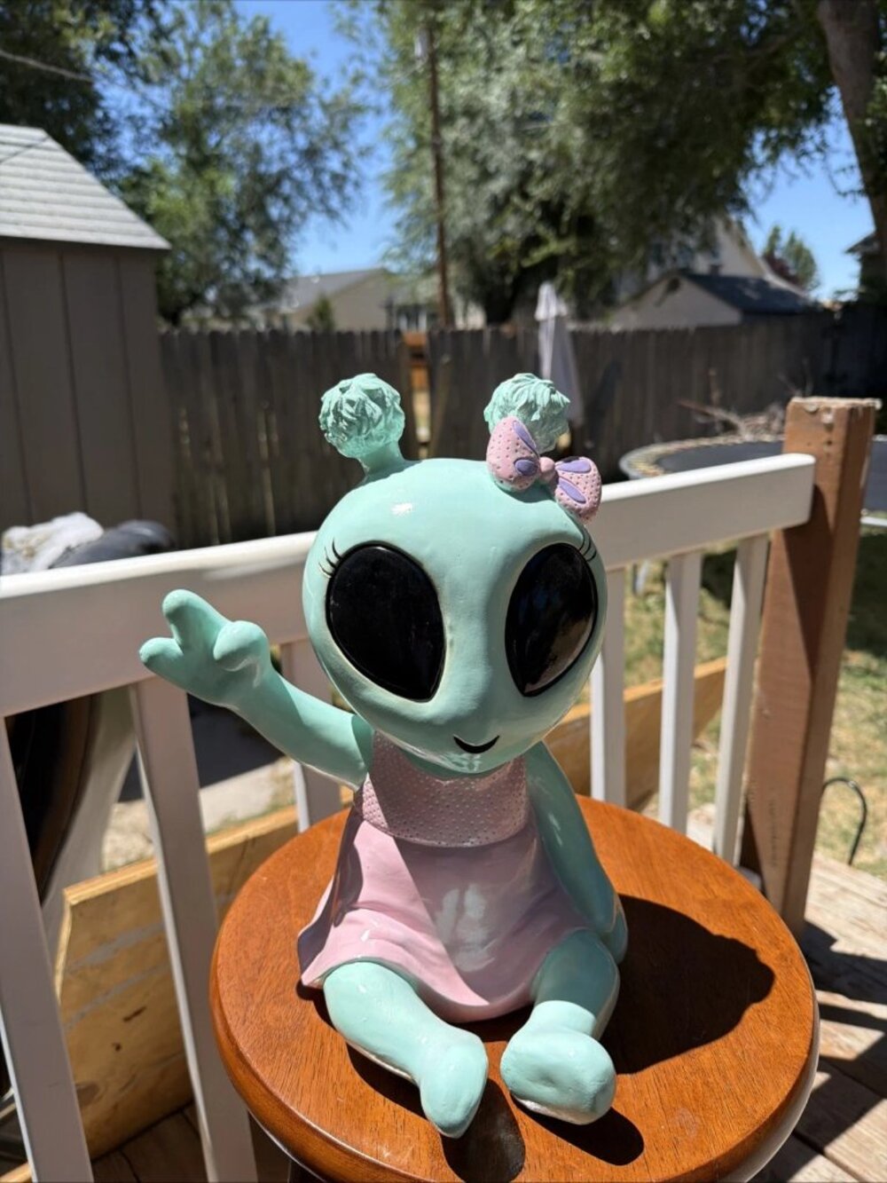 Summerween Pastel Alien Girl With Pink Bow - NWOT - Picture 4 of 4